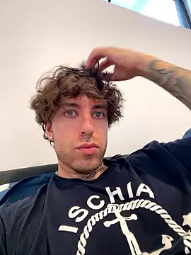 Snapshot of icyninesix chatting on 01.08.26 icyninesix online show from 01.08.26