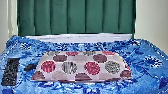 GoldenPearl 21 online show from 01.05.26