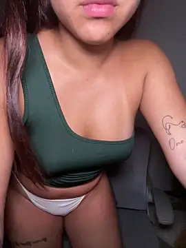 Zarahs Blare1 online show from 05.31.26