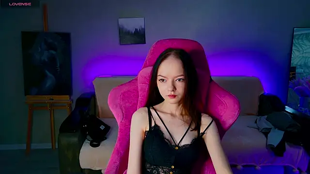 WeksaMur online show from 12.17.25