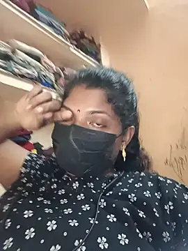 Snapshot of tamilsaisree chatting on 06.29.26 tamilsaisree online show from 06.29.26