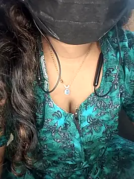 Snapshot of tamilsaisree chatting on 07.02.26 tamilsaisree online show from 07.02.26