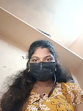 Snapshot of tamilsaisree chatting on 07.18.26 tamilsaisree online show from 07.18.26