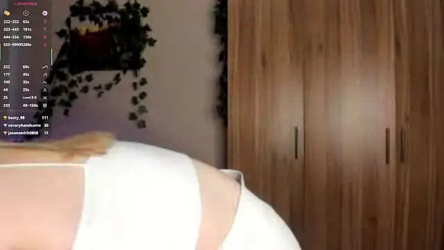 SkyeDavis online show from 03.20.26