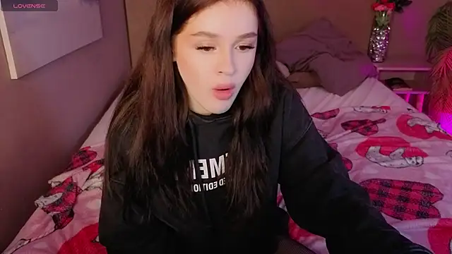 Holly  Bush online show from 02.27.26