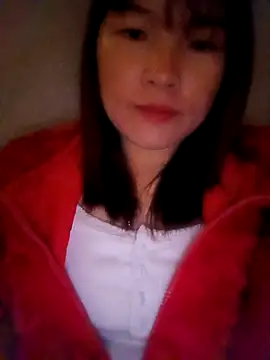 Snapshot of May-Ne chatting on 02.11.26 May-Ne online show from 02.11.26