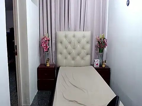 Shaneloveme online show from 12.22.25