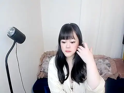 Snapshot of 605kkv chatting on 02.25.26 605kkv online show from 02.25.26