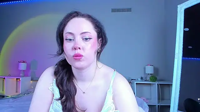 Snapshot of AlbaLimory chatting on 05.15.26 AlbaLimory online show from 05.15.26