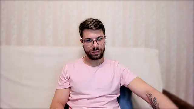 Snapshot of Tony_Wolf chatting on 05.16.26 Tony Wolf online show from 05.16.26