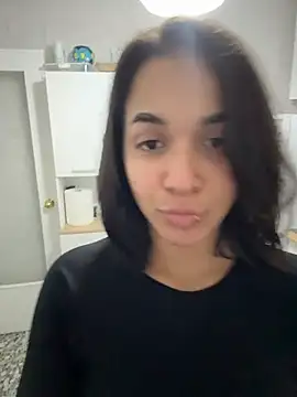 MiaMorenoo online show from 01.14.26