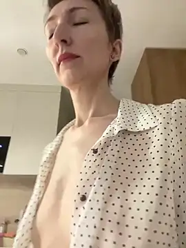 Sensual Flower online show from 02.01.26