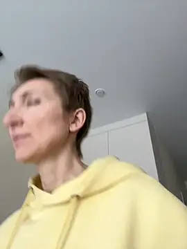 Sensual Flower online show from 02.05.26