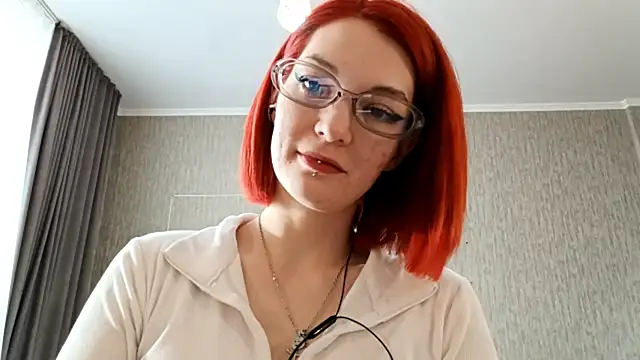 Lolly Skrewer online show from 12.22.25