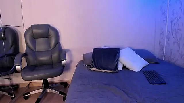  TaylorBlack online show from 02.16.26