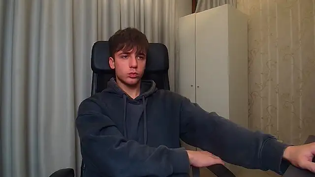 Snapshot of KellenWest chatting on 01.17.26 KellenWest online show from 01.17.26