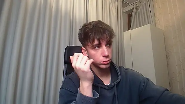 Snapshot of KellenWest chatting on 02.01.26 KellenWest online show from 02.01.26