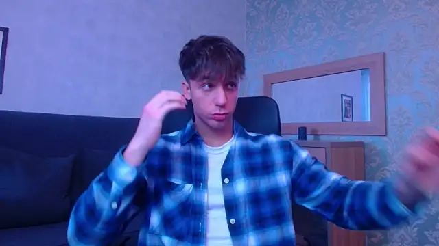 Snapshot of KellenWest chatting on 02.03.26 KellenWest online show from 02.03.26