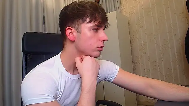 Snapshot of KellenWest chatting on 02.09.26 KellenWest online show from 02.09.26