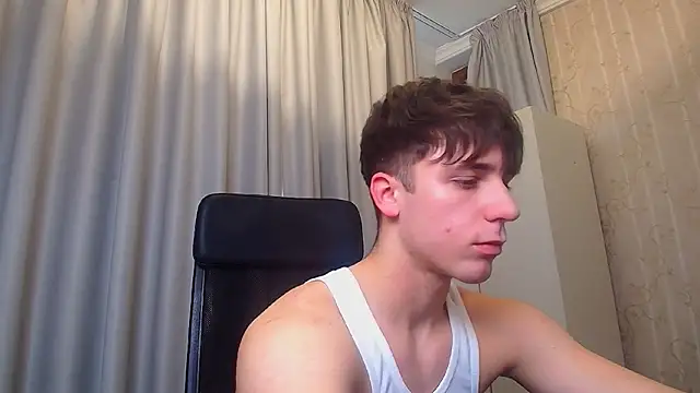 Snapshot of KellenWest chatting on 02.10.26 KellenWest online show from 02.10.26