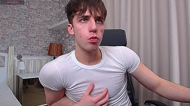 Snapshot of KellenWest chatting on 02.11.26 KellenWest online show from 02.11.26