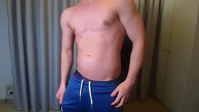 Snapshot of KellenWest chatting on 02.15.26 KellenWest online show from 02.15.26