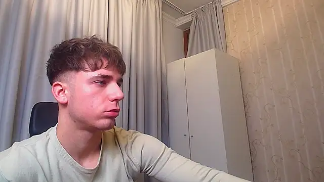 Snapshot of KellenWest chatting on 02.17.26 KellenWest online show from 02.17.26