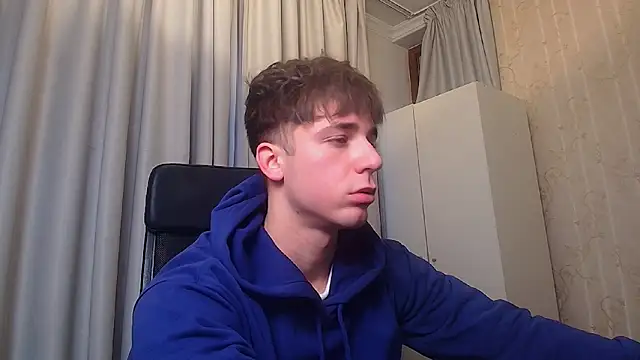 Snapshot of KellenWest chatting on 03.01.26 KellenWest online show from 03.01.26