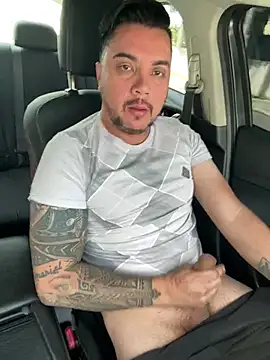 Snapshot of Diegohernan17 chatting on 02.26.26 Diegohernan17 online show from 02.26.26