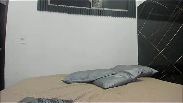 Emer santos online show from 02.07.26