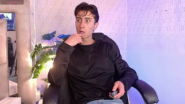 Ithan Skin online show from 02.24.26