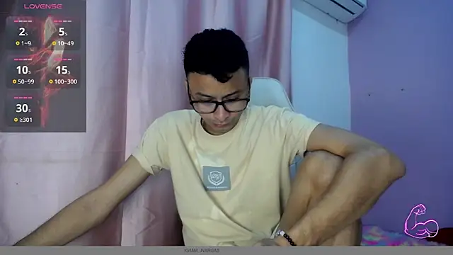 Snapshot of Ares_funn chatting on 03.01.26 Ares funn online show from 03.01.26