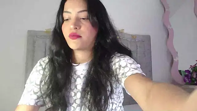 Snapshot of Lauri_thx chatting on 01.07.26 Lauri thx online show from 01.07.26