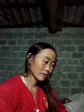 Snapshot of lemon-beo chatting on 12.17.25 lemon-beo online show from 12.17.25