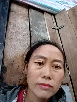 Snapshot of lemon-beo chatting on 12.19.25 lemon-beo online show from 12.19.25