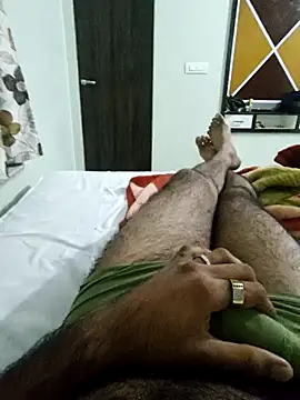 Tall7boy7 online show from 12.21.25