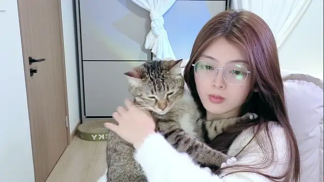 Koikoi    online show from 03.25.26