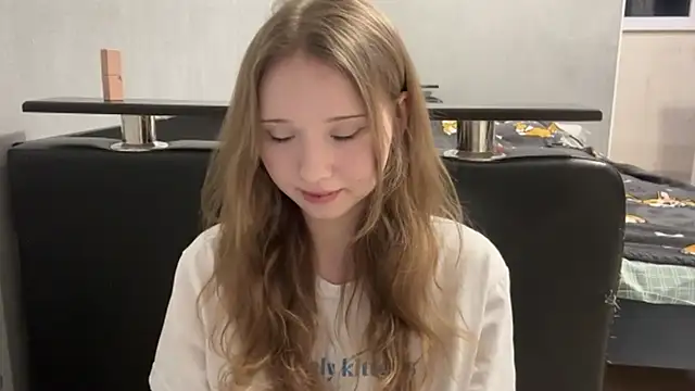 Princessofcashe online show from 12.17.25