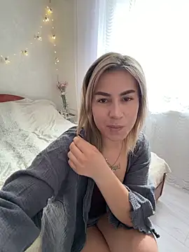 Roxi Joy online show from 03.19.26