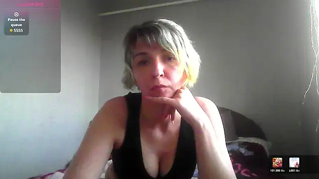 Snapshot of Lana_Foxyy chatting on 04.06.26 Lana Foxyy online show from 04.06.26