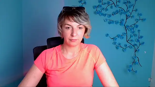 Snapshot of Lana_Foxyy chatting on 05.19.26 Lana Foxyy online show from 05.19.26