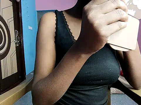 Snapshot of Mariya_000 chatting on 01.05.26 Mariya 000 online show from 01.05.26