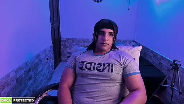 latinboyfit online show from 03.06.26