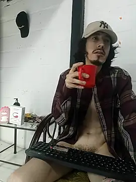 Snapshot of sk8-boy chatting on 04.21.26 sk8-boy online show from 04.21.26