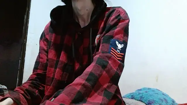 Snapshot of sk8-boy chatting on 07.19.26 sk8-boy online show from 07.19.26