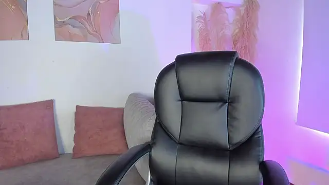 Amelie Wine online show from 03.03.26