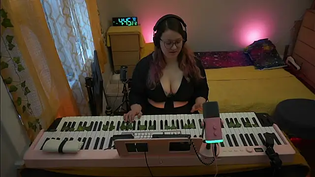 FireproofCuriousiteaze online show from 02.12.26