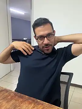 AdrianGarcia89 online show from 05.08.26