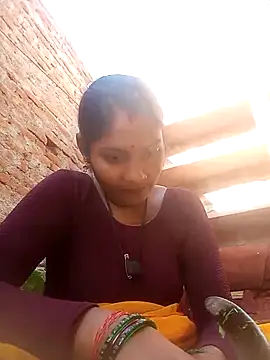 Snapshot of Kiran_bhabi chatting on 12.20.25 Kiran bhabi online show from 12.20.25