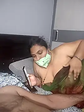 Snapshot of Telugumistress chatting on 06.15.26 Telugumistress online show from 06.15.26